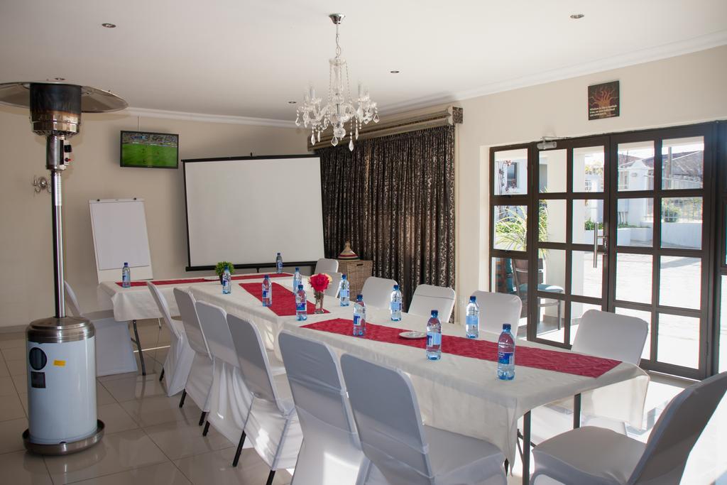 Tribute Guest House Matala มาเซรู ภายนอก รูปภาพ